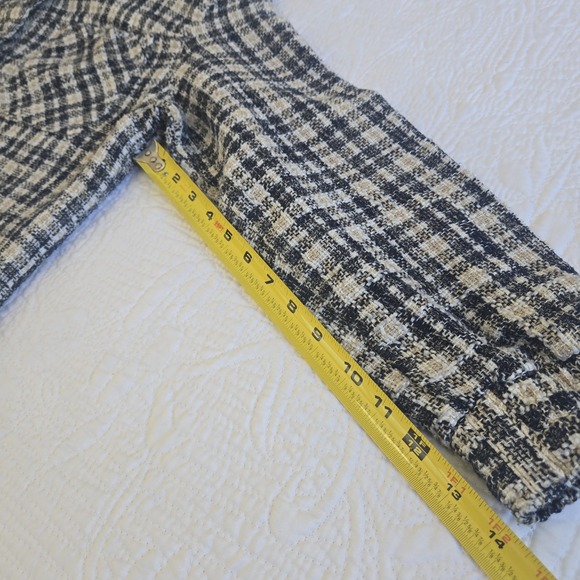 Zara Tweed Plaid Cropped Jacket Button Up Collared Navy Cream Frayed Hem Small - Picture 9 of 16